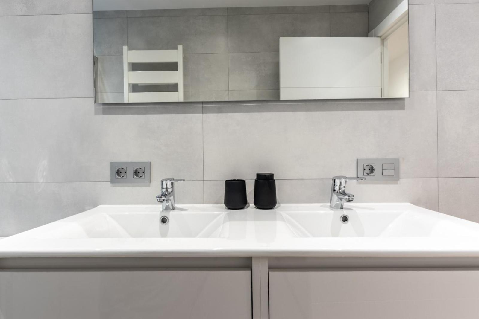 Apartamento Tiboli Home บิลเบา ภายนอก รูปภาพ